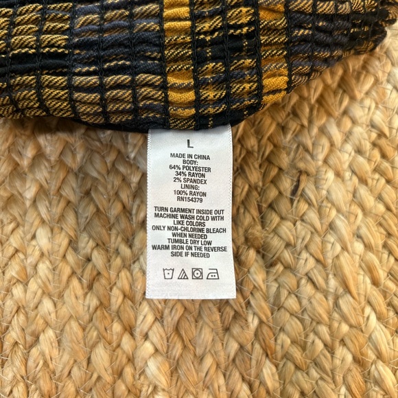 Aeropostale Plaid Cropped Tank, Gold and Black, Size L - Picture 10 of 10